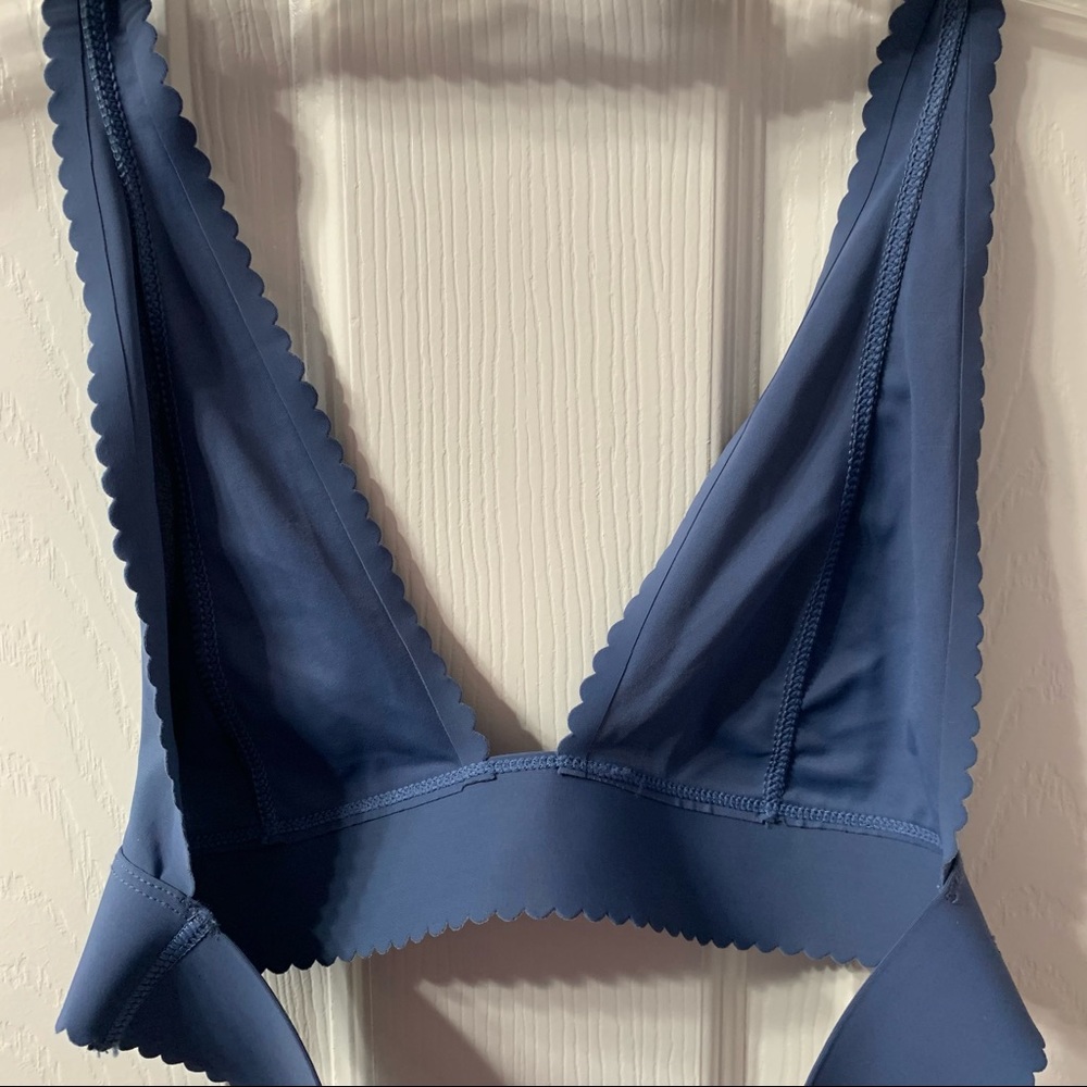 Out From Under Bralette - Picture 4 of 6